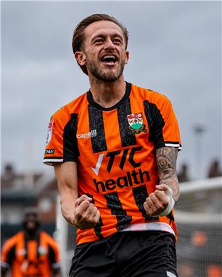 Barnet FC Match Kits Photo