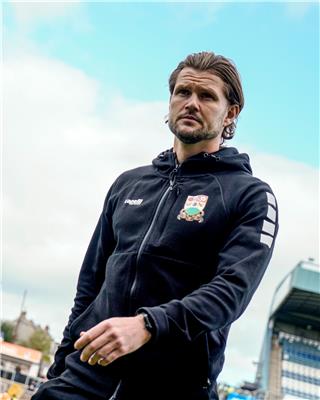 Barnet FC Capelli Travel Wear Photo